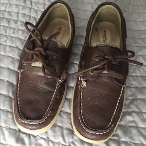 Great condition, brown leather women’s Sperrys